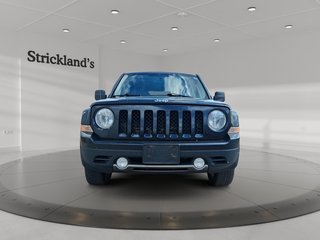 2016 Jeep Patriot 4x4 Sport / North in Stratford, Ontario - 2 - w320h240px