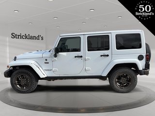 2017  Wrangler Unlimited Sahara in Stratford, Ontario - 5 - w320h240px