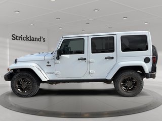 2017 Jeep Wrangler Unlimited Sahara in Stratford, Ontario - 5 - w320h240px
