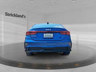 2023 Kia Forte Sedan EX+ IVT in Stratford, Ontario - 3 - w320h240px