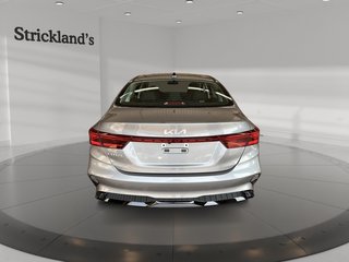 2024 Kia Forte EX IVT in Stratford, Ontario - 3 - w320h240px