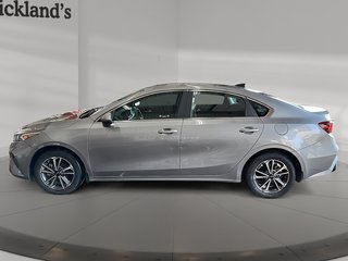 2024 Kia Forte EX IVT in Stratford, Ontario - 5 - w320h240px