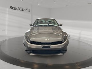 2024 Kia Forte EX IVT in Stratford, Ontario - 2 - w320h240px