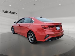2024 Kia Forte EX IVT in Stratford, Ontario - 4 - w320h240px