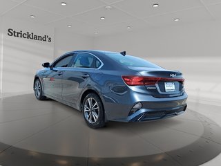 2024 Kia Forte EX IVT in Stratford, Ontario - 4 - w320h240px
