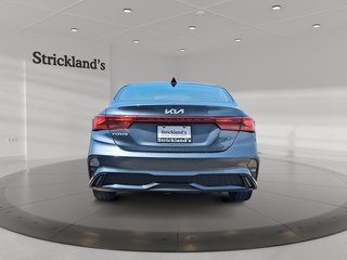 2024 Kia Forte EX IVT in Stratford, Ontario - 3 - w320h240px