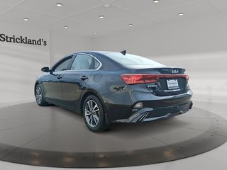 2024 Kia Forte EX IVT in Stratford, Ontario - 4 - w320h240px