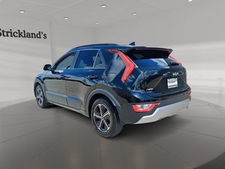 2023 Kia Niro HEV EX Premium in Stratford, Ontario - 4 - w320h240px