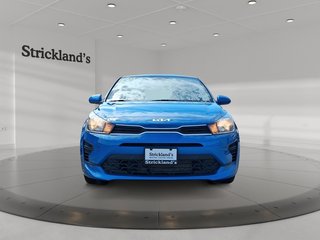 2023 Kia Rio (5) LX+ IVT in Stratford, Ontario - 2 - w320h240px