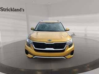 2021 Kia Seltos LX in Stratford, Ontario - 2 - w320h240px