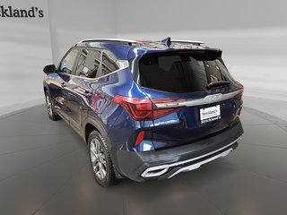 2022 Kia Seltos EX AWD in Stratford, Ontario - 4 - w320h240px