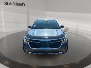 2024 Kia Seltos EX AWD in Stratford, Ontario - 2 - w320h240px