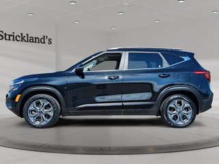 2025 Kia Seltos EX AWD in Stratford, Ontario - 5 - w320h240px
