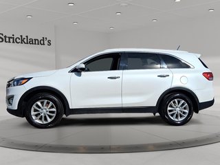2017 Kia Sorento LX 2.4L FWD in Stratford, Ontario - 5 - w320h240px