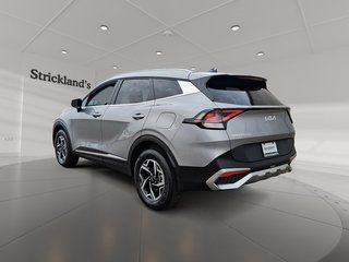 2025 Kia Sportage LX AWD in Stratford, Ontario - 4 - w320h240px