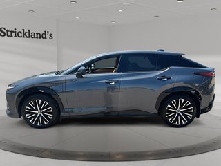 2023 Lexus RZ 450e in Stratford, Ontario - 5 - w320h240px
