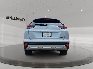 2024 Mitsubishi Eclipse Cross ES S-AWC in Stratford, Ontario - 3 - w320h240px