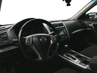 2013  Altima Sedan 2.5 CVT in Stratford, Ontario - 5 - w320h240px