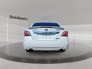 2014 Nissan Altima Sedan 2.5 CVT in Stratford, Ontario - 3 - w320h240px