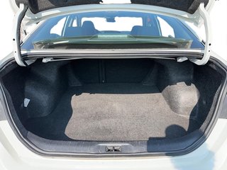 2023 Nissan Altima Sedan 2.5 SR CVT in Stratford, Ontario - 6 - w320h240px