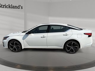 2023 Nissan Altima Sedan 2.5 SR CVT in Stratford, Ontario - 5 - w320h240px