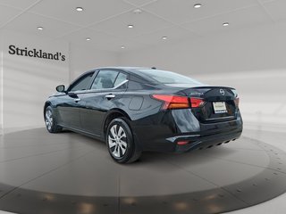 2024 Nissan Altima S AWD in Stratford, Ontario - 4 - w320h240px