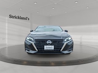 2024 Nissan Altima S AWD in Stratford, Ontario - 2 - w320h240px