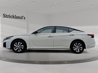 2025 Nissan Altima S AWD in Stratford, Ontario - 5 - w320h240px