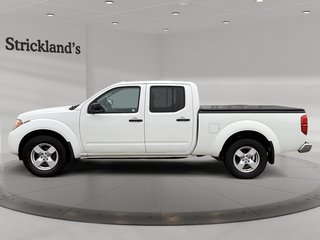 2018  Frontier Crew Cab SV 4x4 at in Stratford, Ontario - 5 - w320h240px