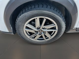 2023 Nissan Kicks SV CVT in Stratford, Ontario - 6 - w320h240px