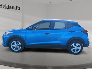 2023 Nissan Kicks S CVT in Stratford, Ontario - 5 - w320h240px