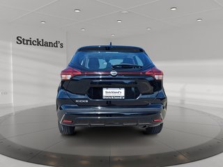 2024 Nissan Kicks S FWD in Stratford, Ontario - 3 - w320h240px