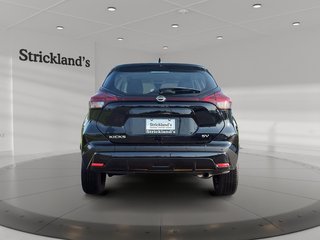 2024 Nissan Kicks SV FWD in Stratford, Ontario - 3 - w320h240px