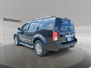 2012 Nissan Pathfinder LE AWD at in Stratford, Ontario - 4 - w320h240px
