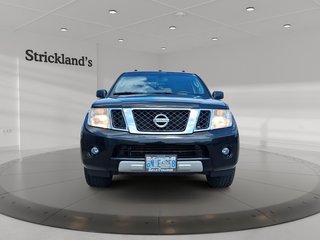 2012 Nissan Pathfinder LE AWD at in Stratford, Ontario - 2 - w320h240px