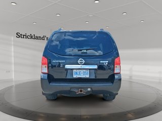 2012 Nissan Pathfinder LE AWD at in Stratford, Ontario - 3 - w320h240px