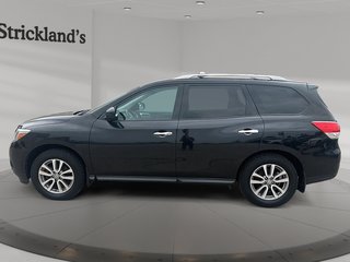2016 Nissan Pathfinder SV V6 4x4 at in Stratford, Ontario - 5 - w320h240px