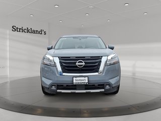 2023 Nissan Pathfinder SL V6 4x4 at in Stratford, Ontario - 2 - w320h240px