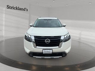 2024 Nissan Pathfinder SV 4WD in Stratford, Ontario - 2 - w320h240px