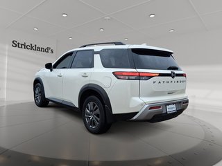 2024 Nissan Pathfinder SV 4WD in Stratford, Ontario - 4 - w320h240px