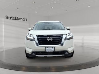 2024 Nissan Pathfinder SV 4WD in Stratford, Ontario - 2 - w320h240px