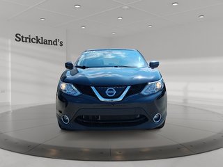 2019 Nissan Qashqai SV AWD CVT in Stratford, Ontario - 2 - w320h240px