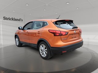 2019 Nissan Qashqai SV AWD CVT in Stratford, Ontario - 4 - w320h240px