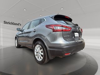 2022 Nissan Qashqai S AWD CVT in Stratford, Ontario - 6 - w320h240px