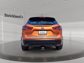 2023 Nissan Qashqai SV AWD CVT in Stratford, Ontario - 3 - w320h240px