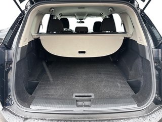 2023 Nissan Rogue S AWD CVT in Stratford, Ontario - 6 - w320h240px