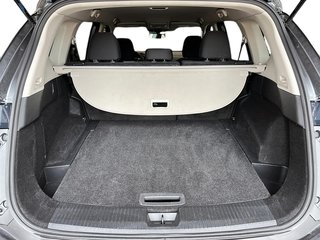 2023 Nissan Rogue S AWD CVT in Stratford, Ontario - 6 - w320h240px