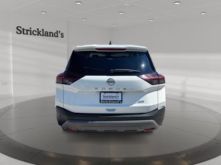 2023 Nissan Rogue S AWD CVT in Stratford, Ontario - 3 - w320h240px