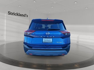 2023 Nissan Rogue SV AWD CVT in Stratford, Ontario - 3 - w320h240px
