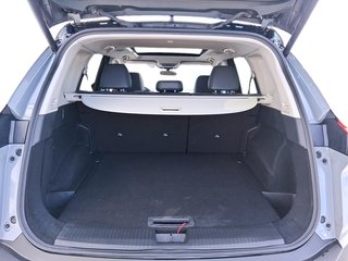 2023 Nissan Rogue SV Midnight Edition AWD CVT in Stratford, Ontario - 6 - w320h240px